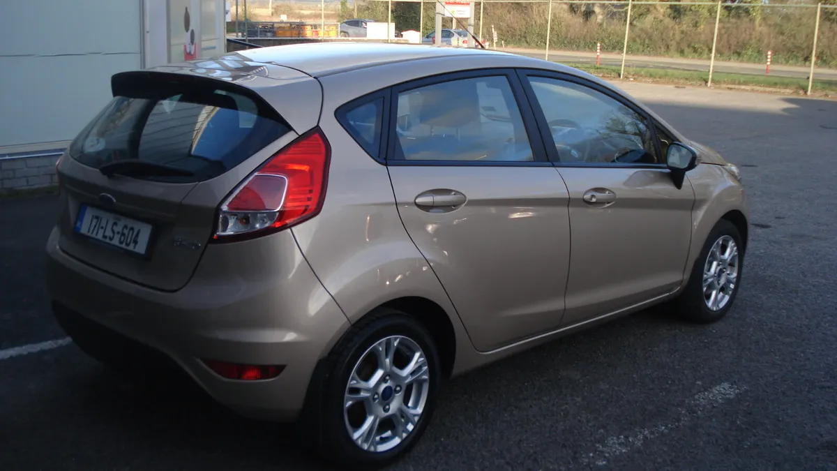 Ford Fiesta 2017 - Image 2