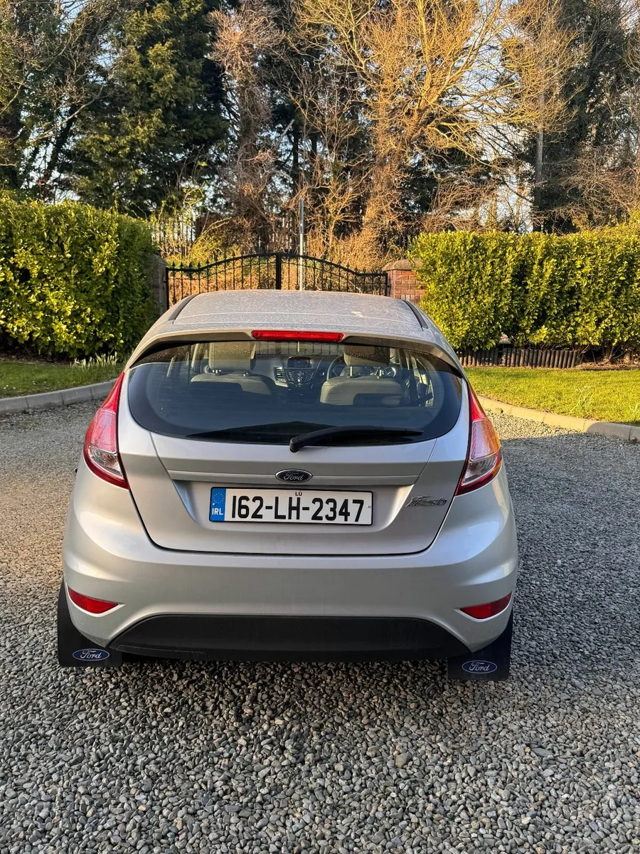 Ford Fiesta 1.5 Zetec - Image 4