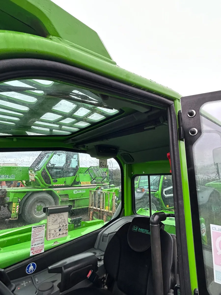 2017 Merlo P27.6 - Image 3