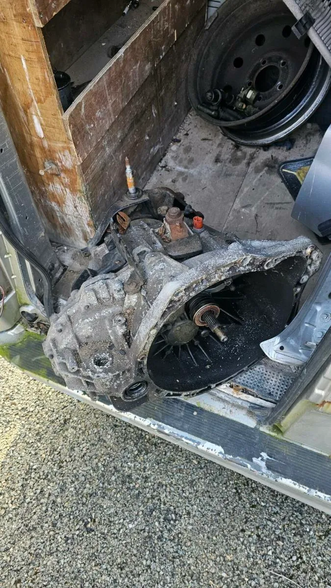2008 Renault Primaster/ Master for scrap - Image 1