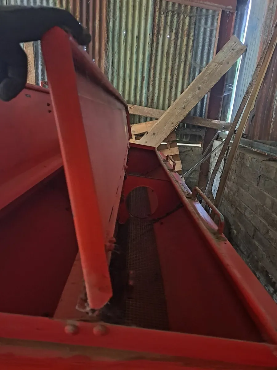 Corn drill - Image 2