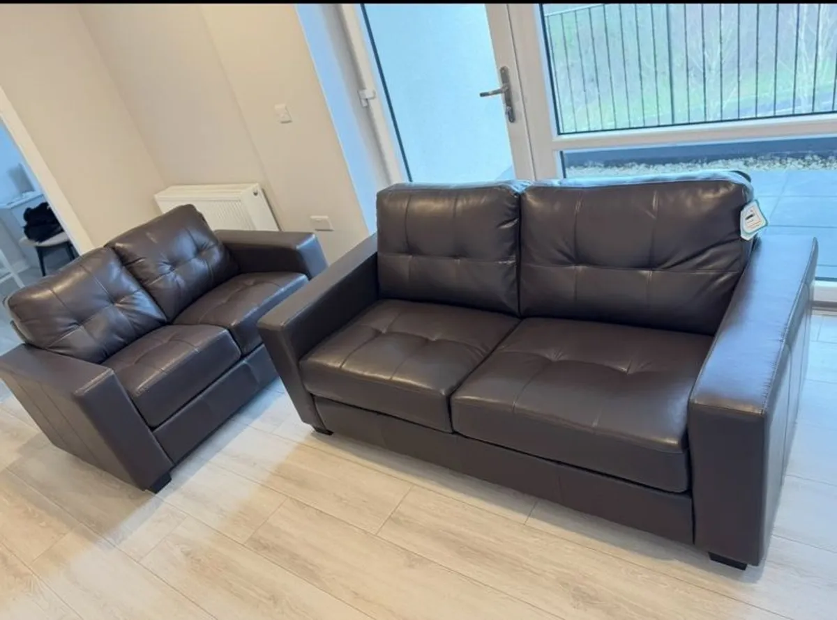 3+2 sofas - Image 1