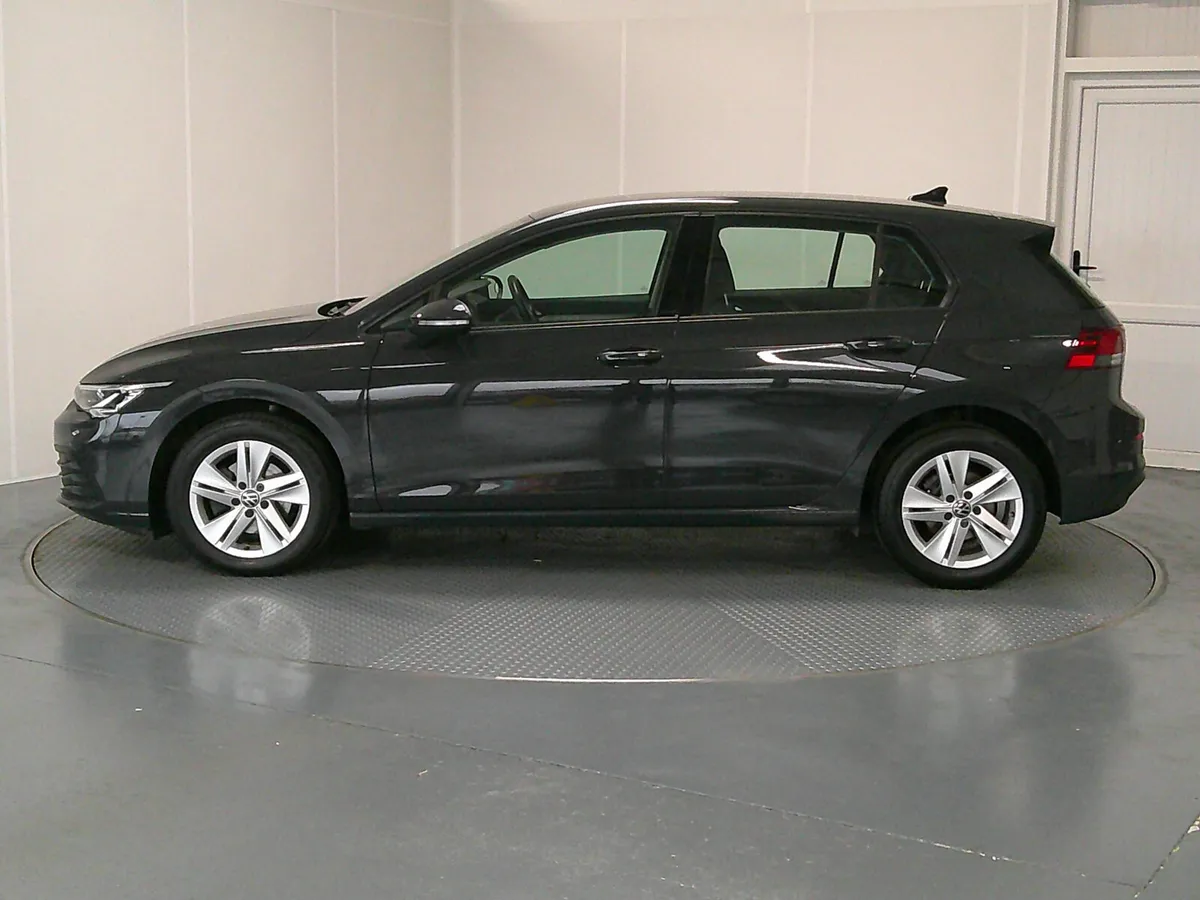 Volkswagen Golf 2022 - Image 4