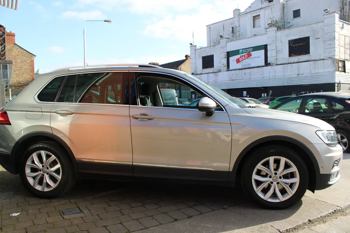 Volkswagen Tiguan 2.0 TDI HIGHLINE 2019 - Image 3