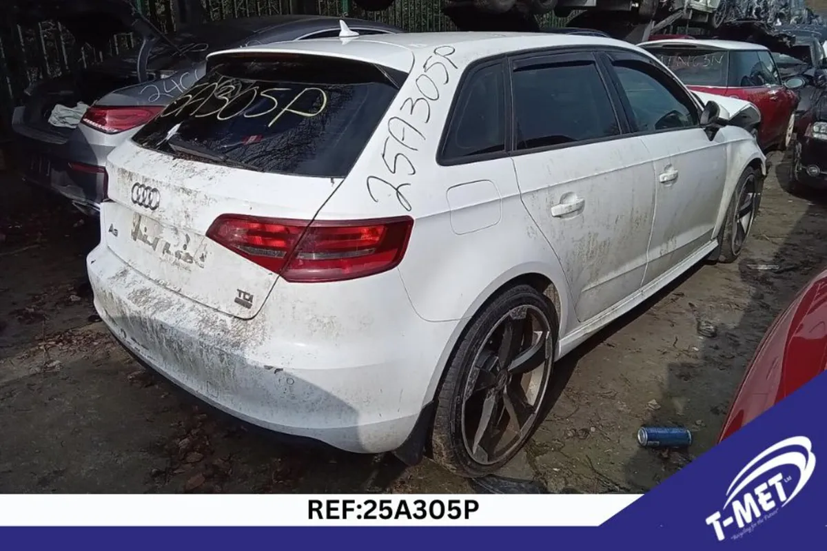 2015 AUDI A3 BREAKING FOR PARTS - Image 1