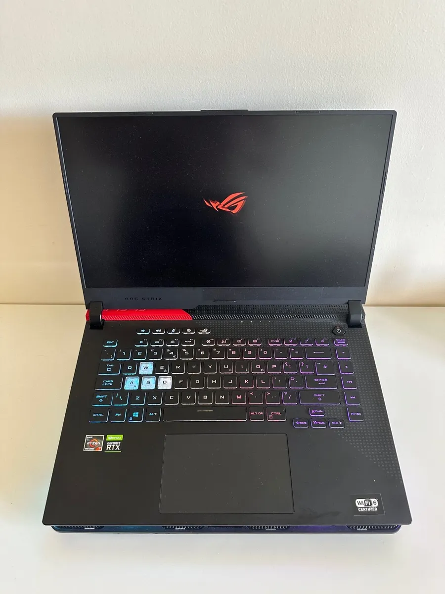 Gaming laptop - Image 1