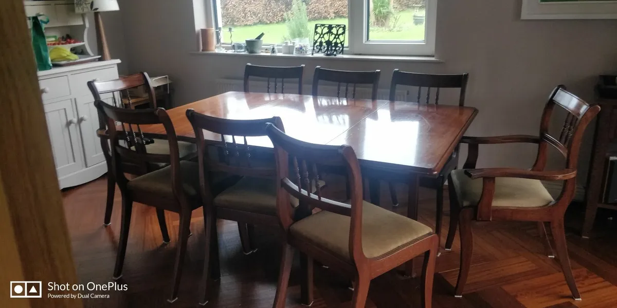 Dining room table and chairs - Image 3