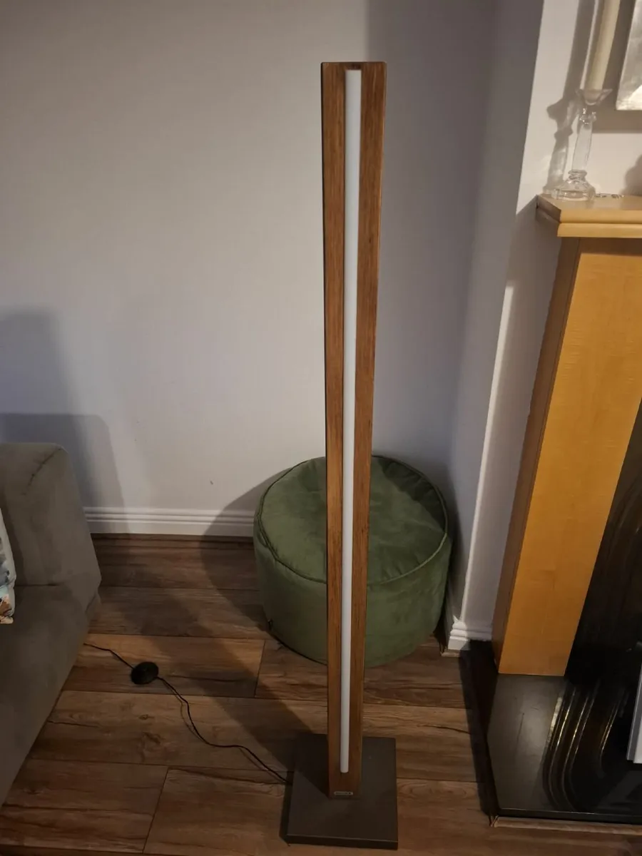 Floor lamp wooden block - Image 2