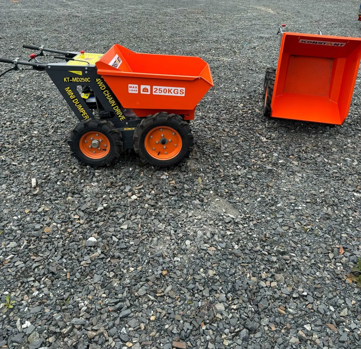 Konstant 250 4WD petrol borrow/ mini dumper - Image 2