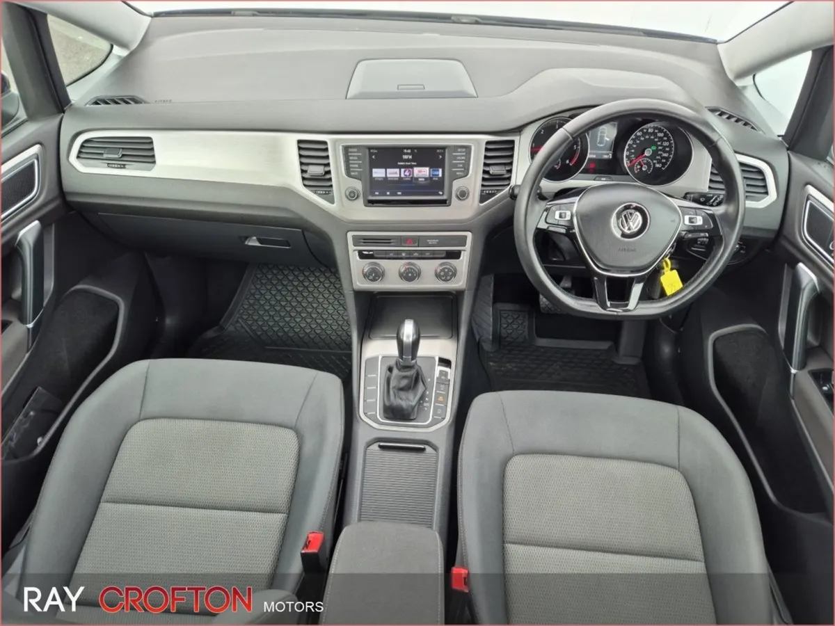 Volkswagen Golf SV SV 1.6 TDI 110 bhp DSG Trendli - Image 4
