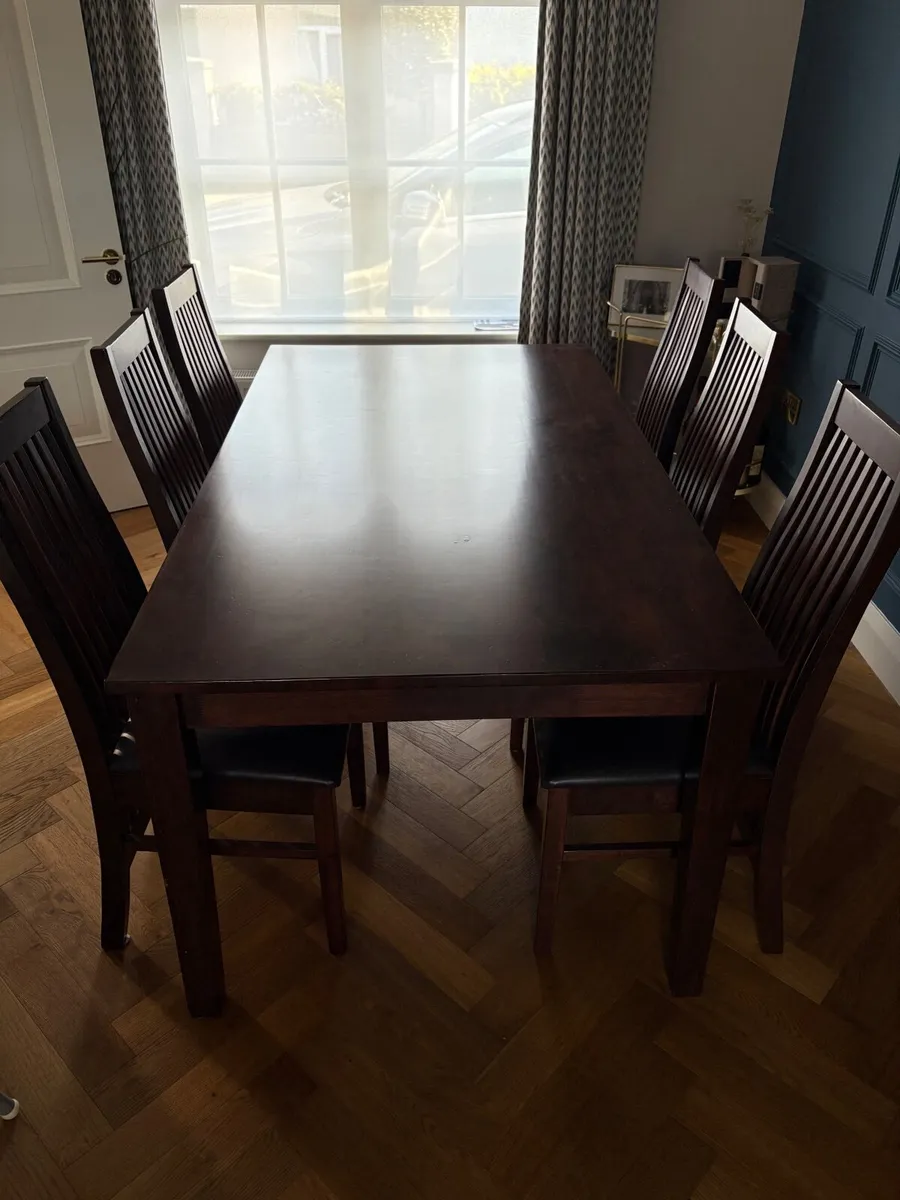 Kitchen Table & 6 chairs - Image 1