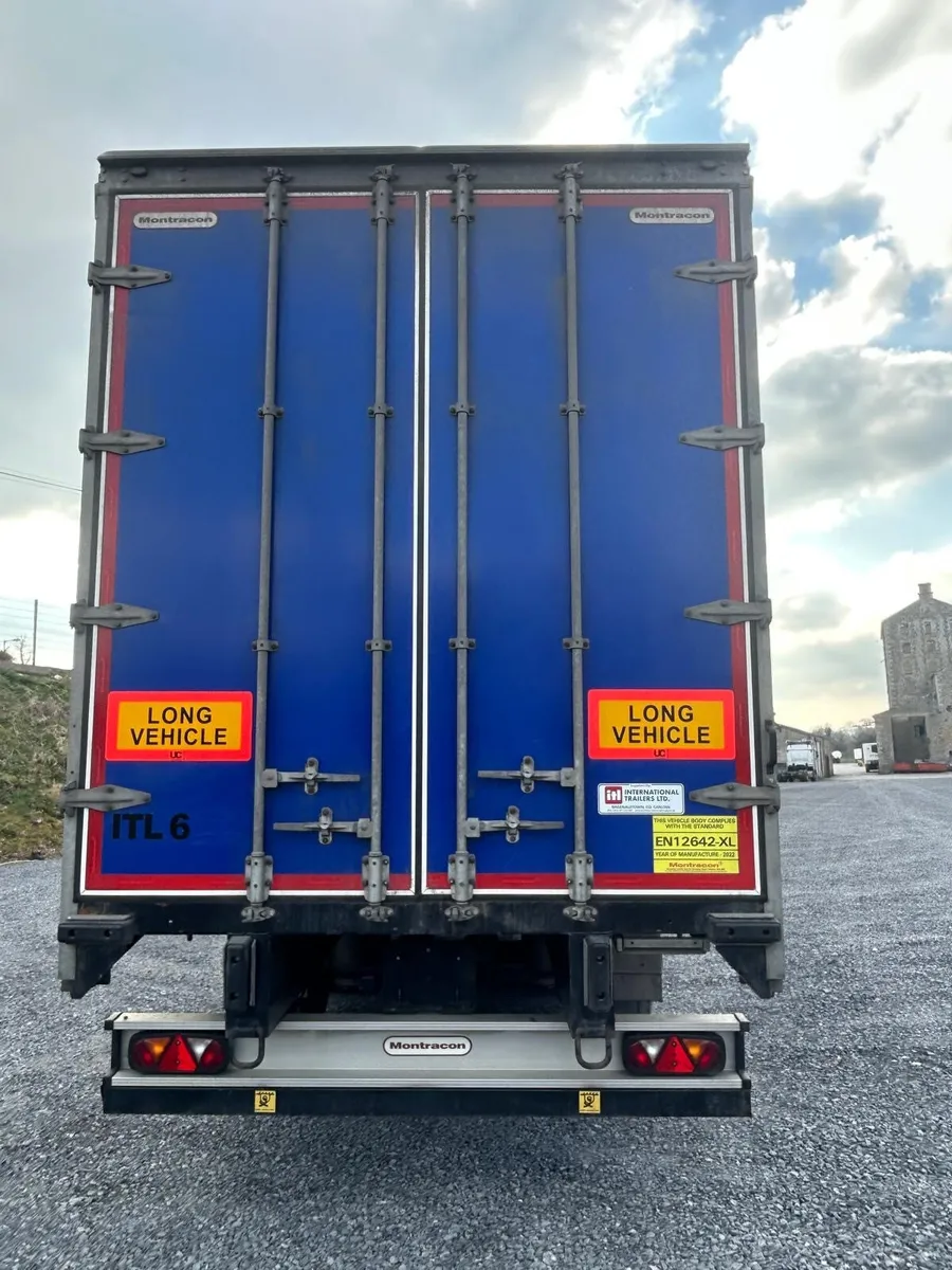 2022 Montracon  4.2m Curtainsider - Image 4
