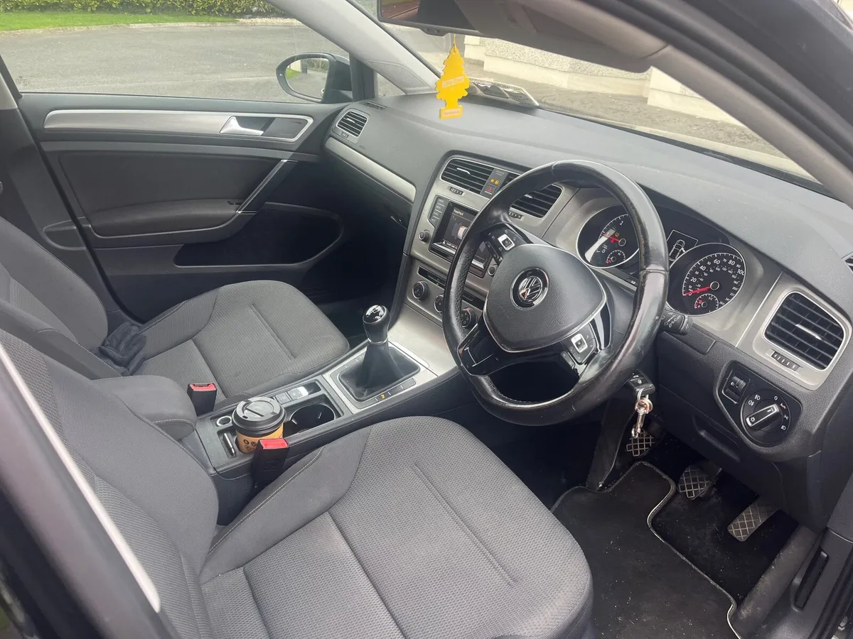 Volkswagen Golf 2015 - Image 2