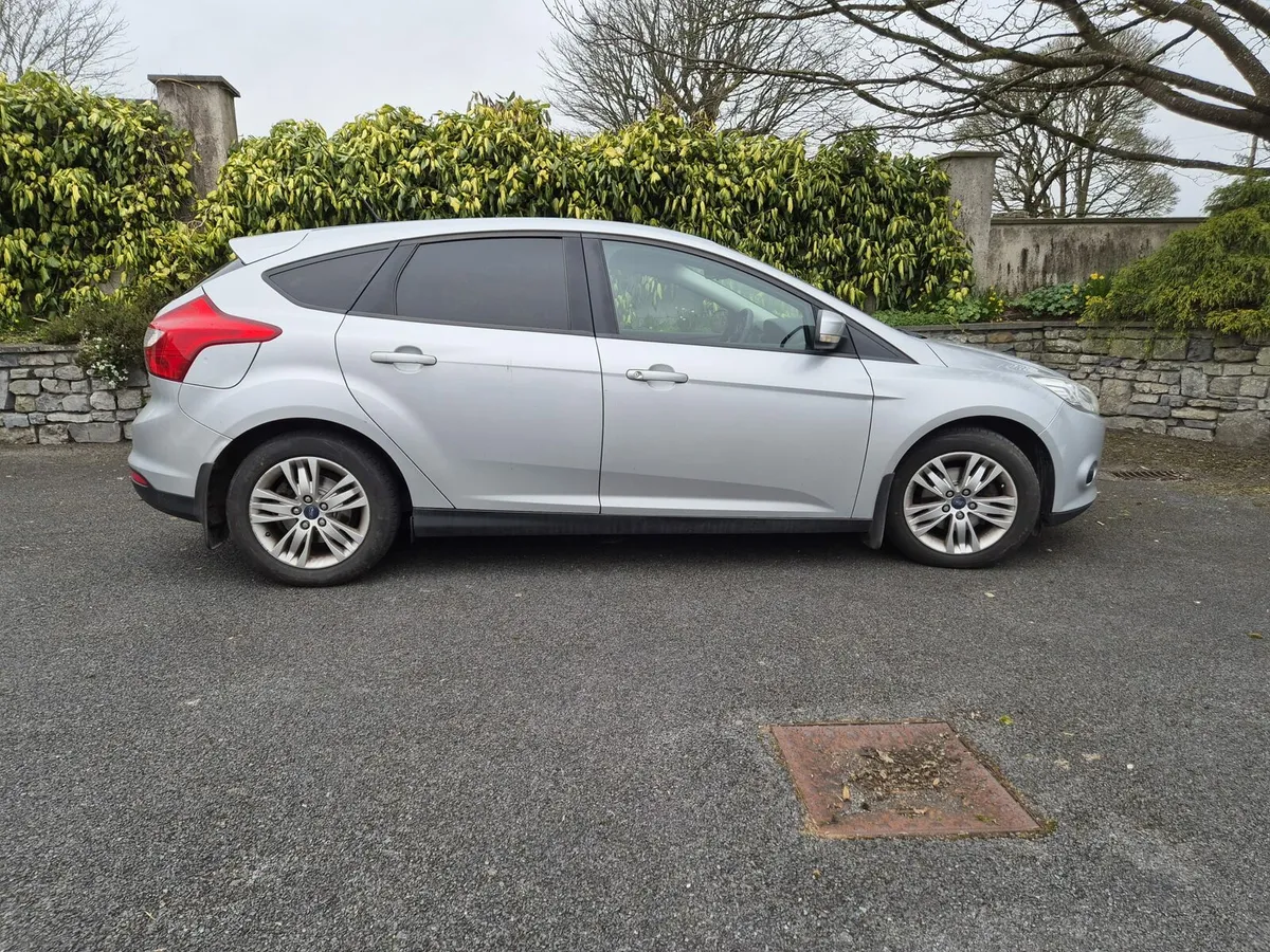Ford Focus - Image 2