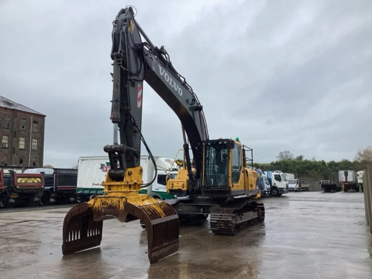 2006 Volvo EC290 Excavator & Crane - Image 1