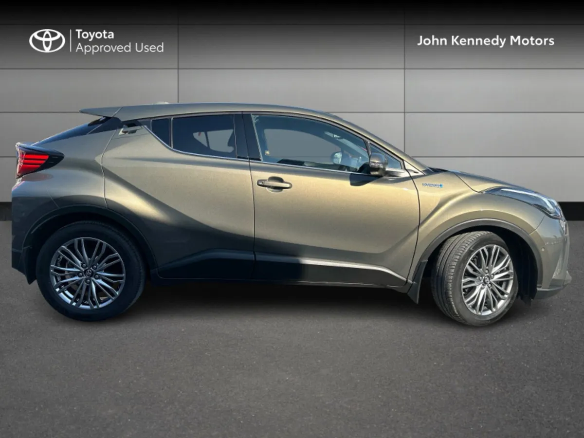 Toyota C-HR SOL 4DR AUTO - Image 3