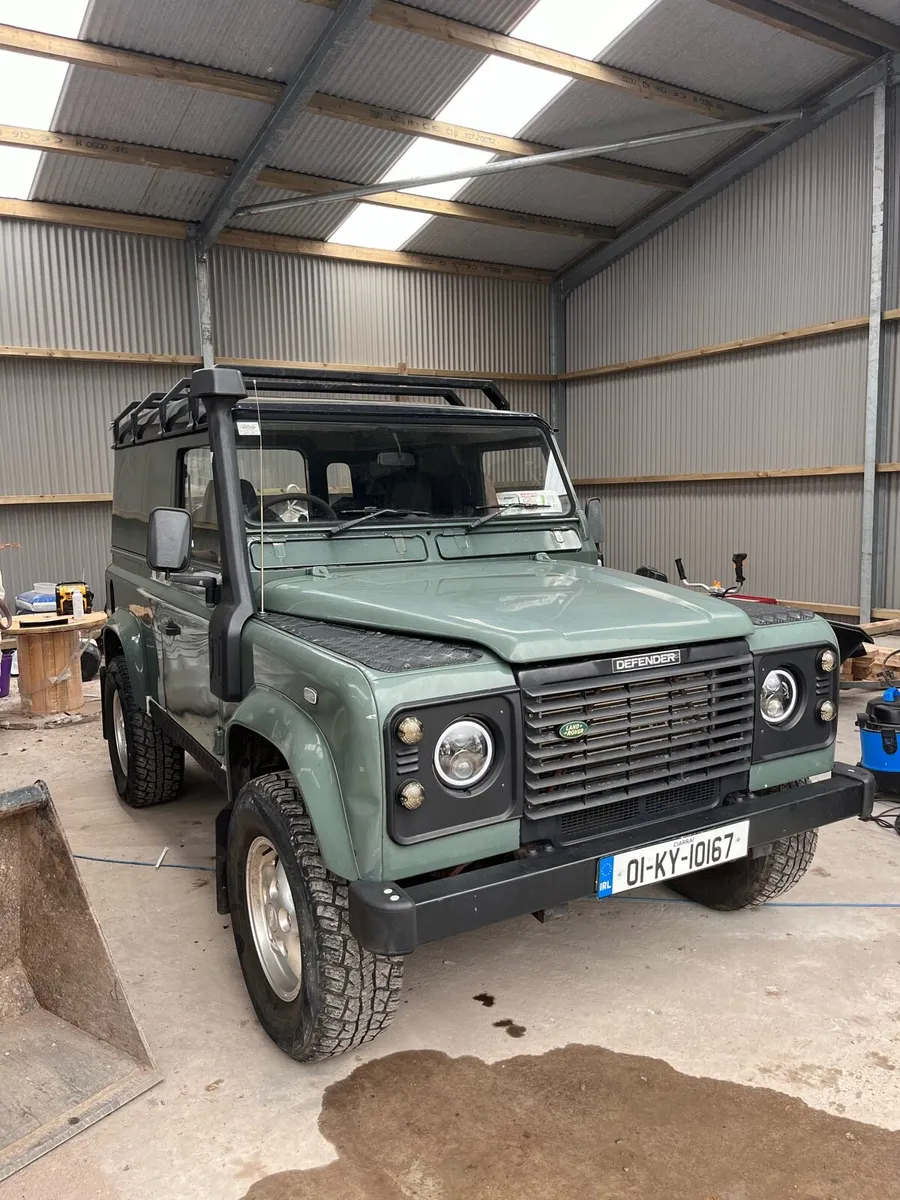 Land Rover Defender TD5 - Fresh CVRT - Image 2