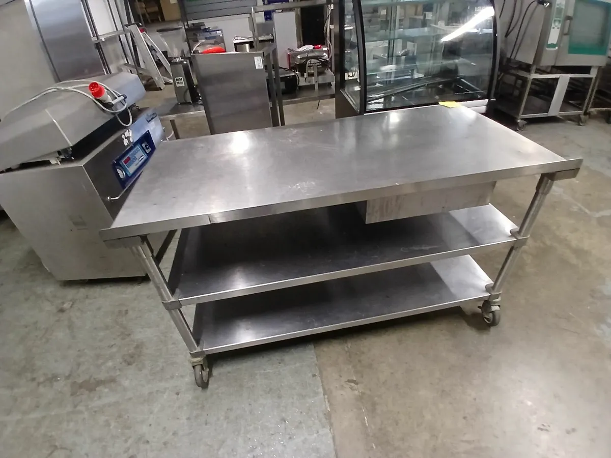 Stainless steel table on wheels delivered - Image 3