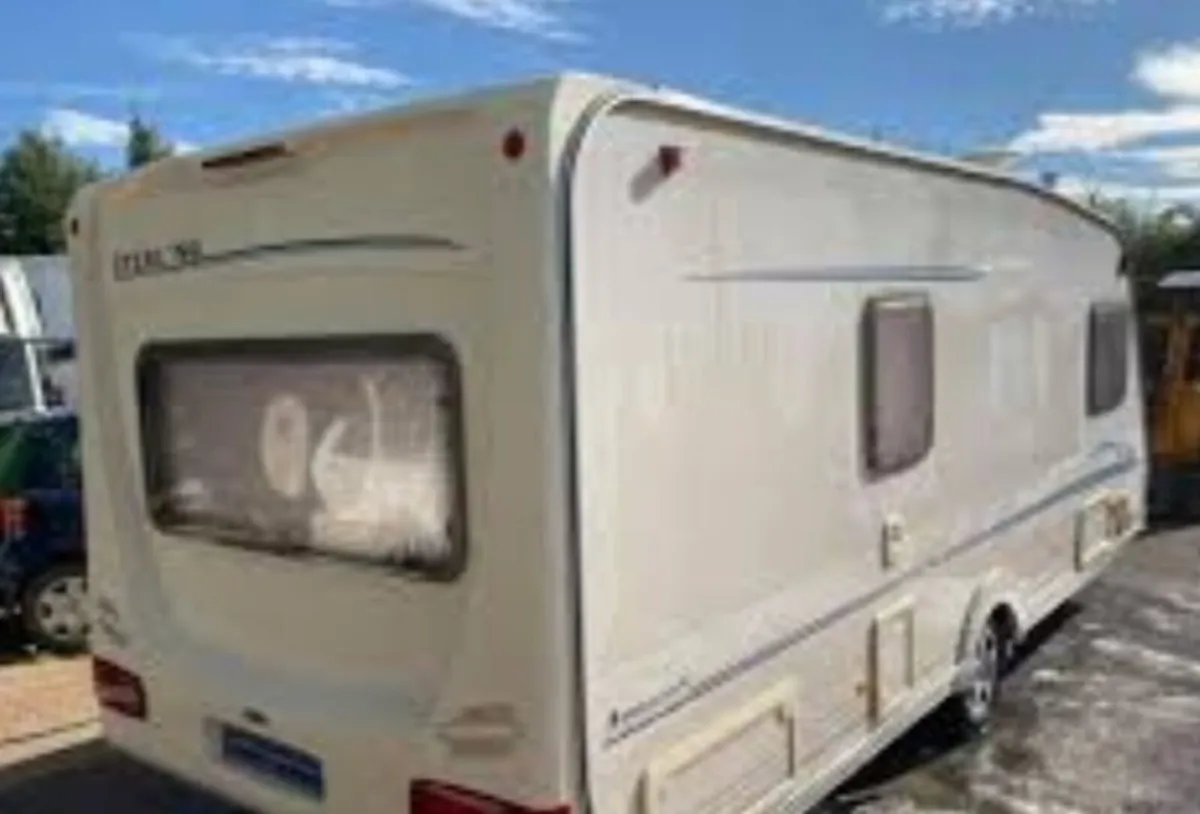 I buy caravans that need repairs or tidying - Image 4