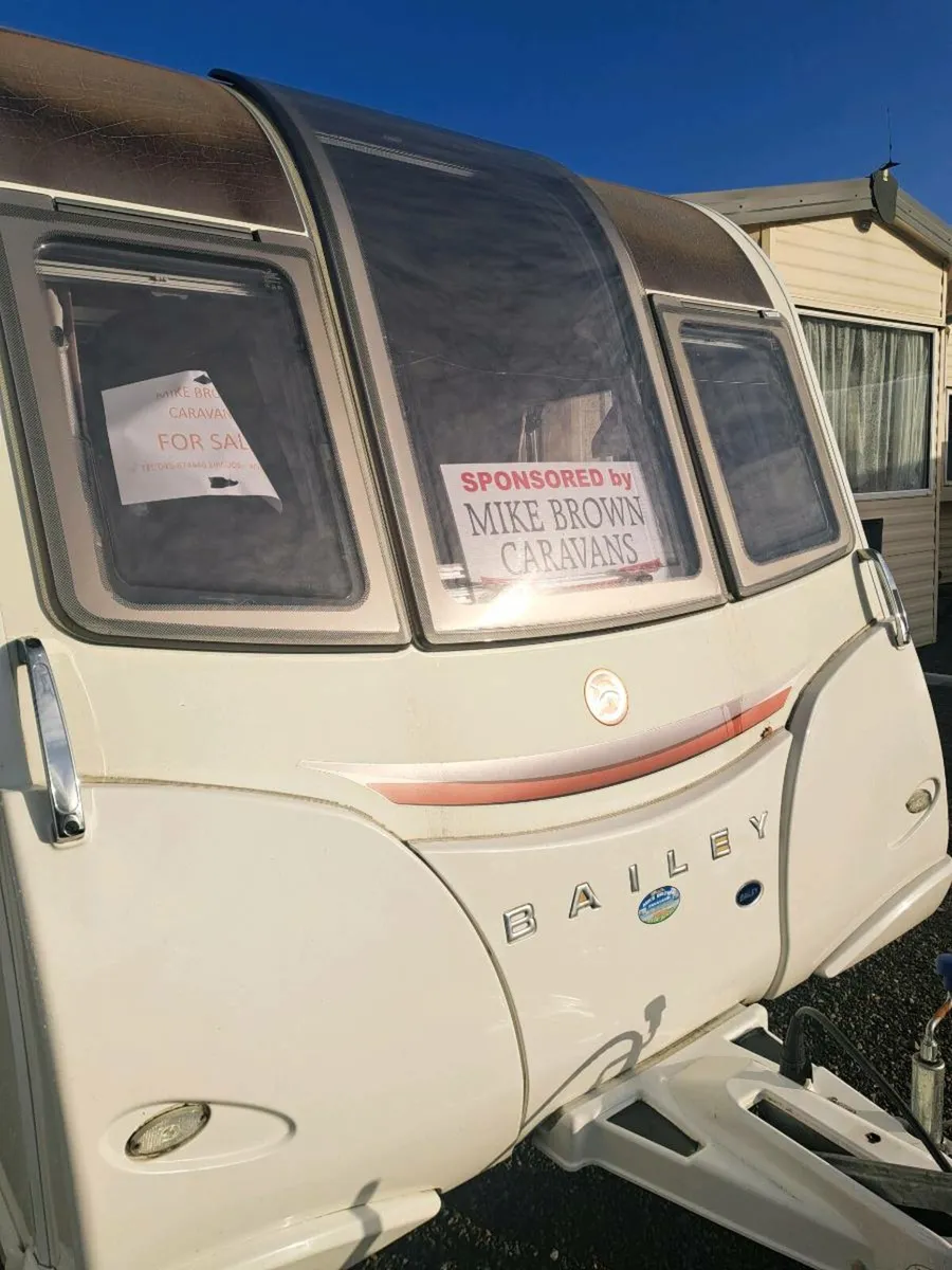 Caravans - Image 2