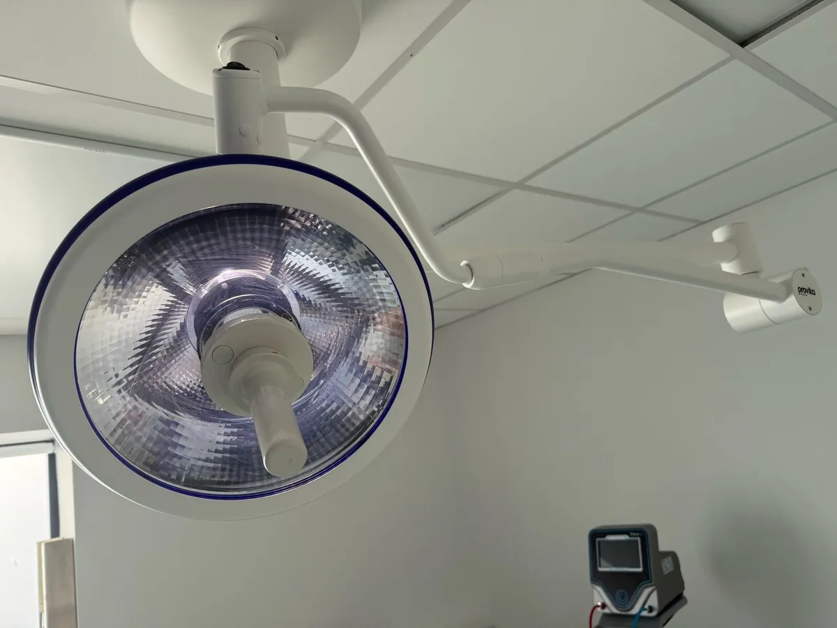 Surgical Ceiling Light - Image 2