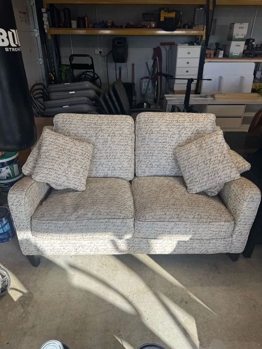 Couch 2 Seater - Image 4