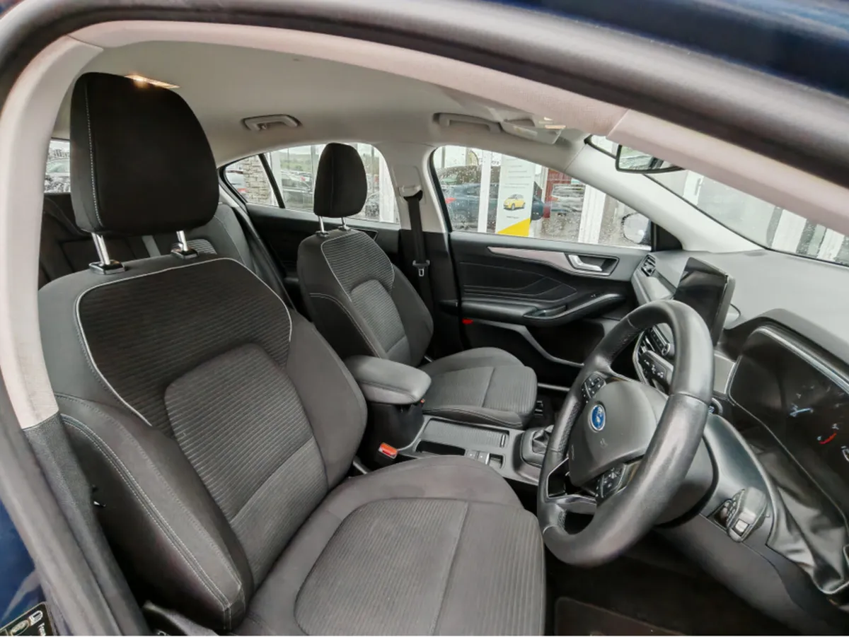 FORD FOCUS TITANIUM TDCI - Image 3