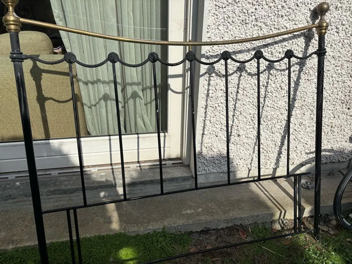 headboard 5ft - Image 1