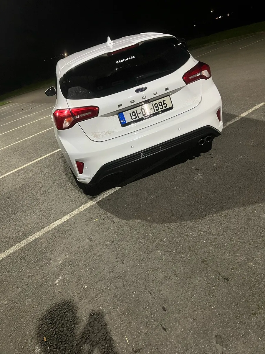 2019 st line ford focus - Image 3