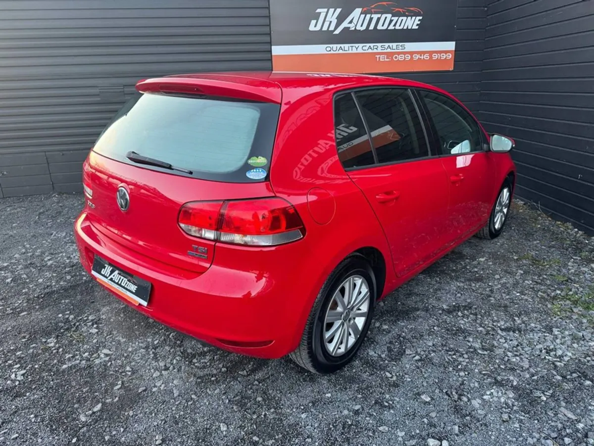 Volkswagen Golf 1.2 TSI Auto 5DR - Image 4