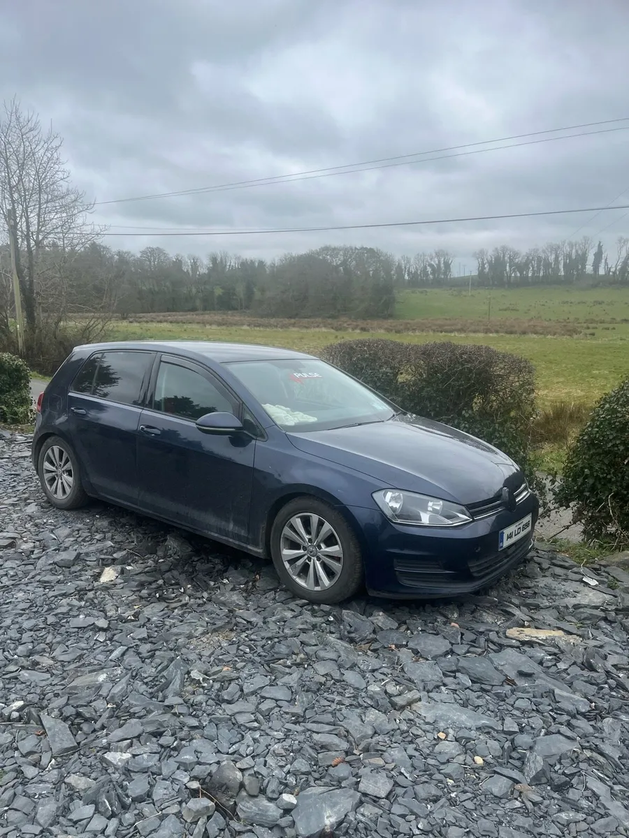 2014 vw golf - Image 1