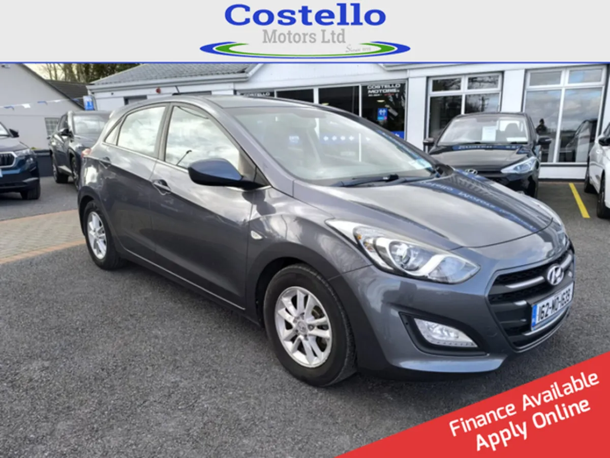 Hyundai i30, 2016 Deluxe 1.6 Diesel - Image 1