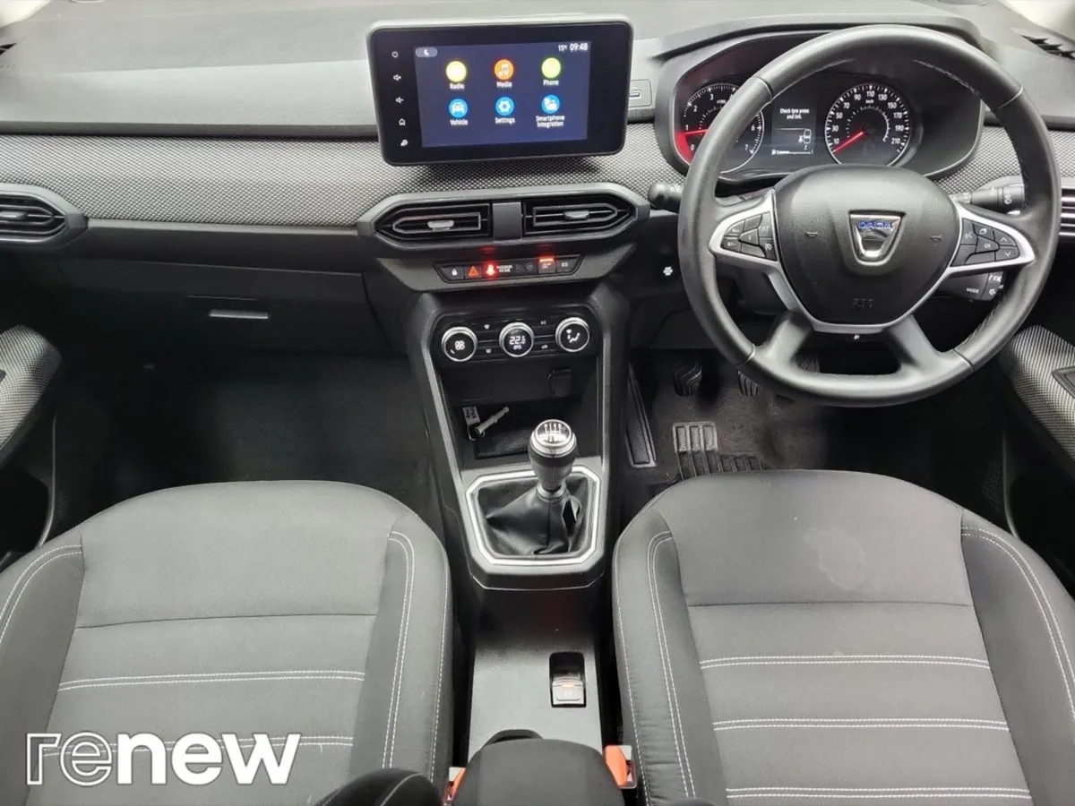 Dacia Jogger TCe 110 Comfort 7 Seats - Image 3