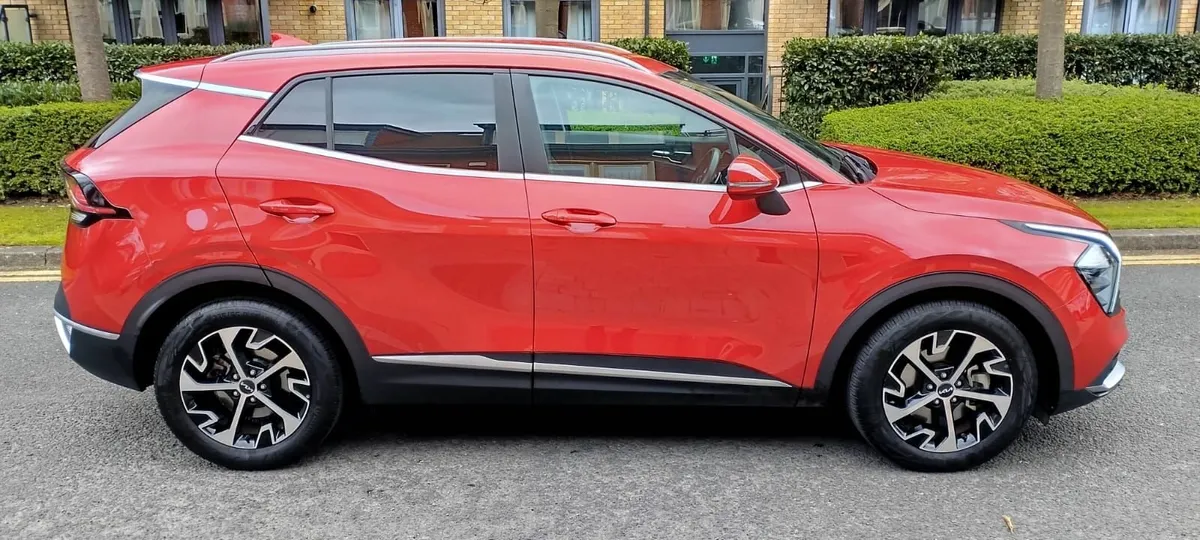 Kia Sportage 2023 - Image 1