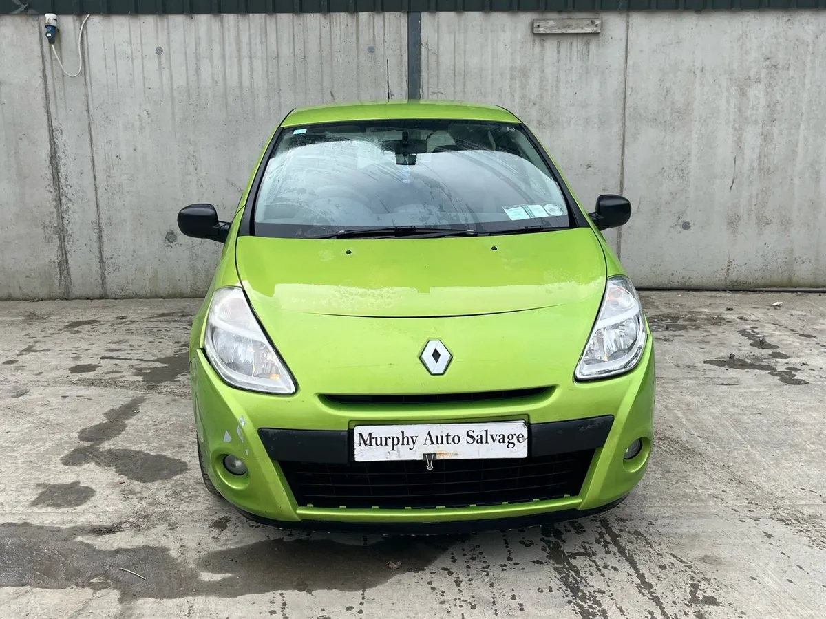 2009 Renault Clio parts - Image 1