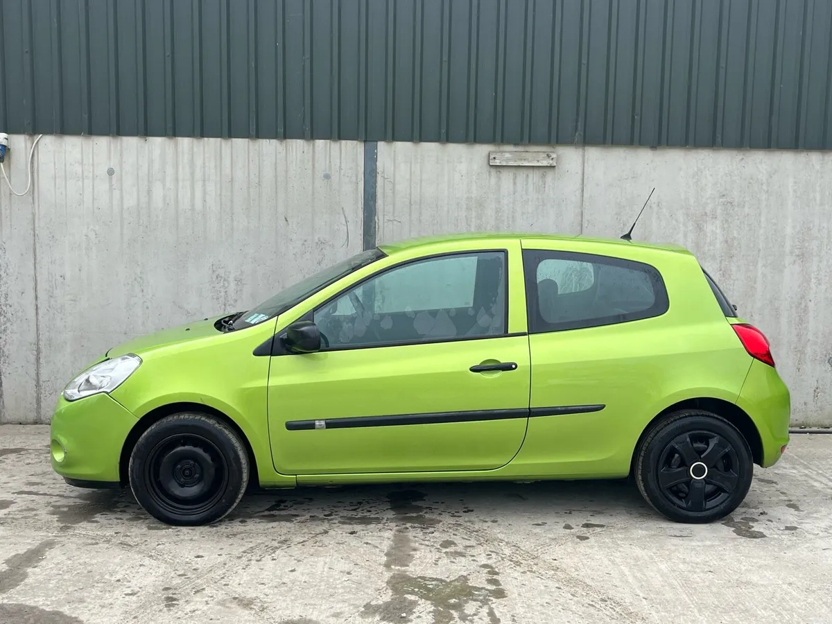 2009 Renault Clio parts - Image 3