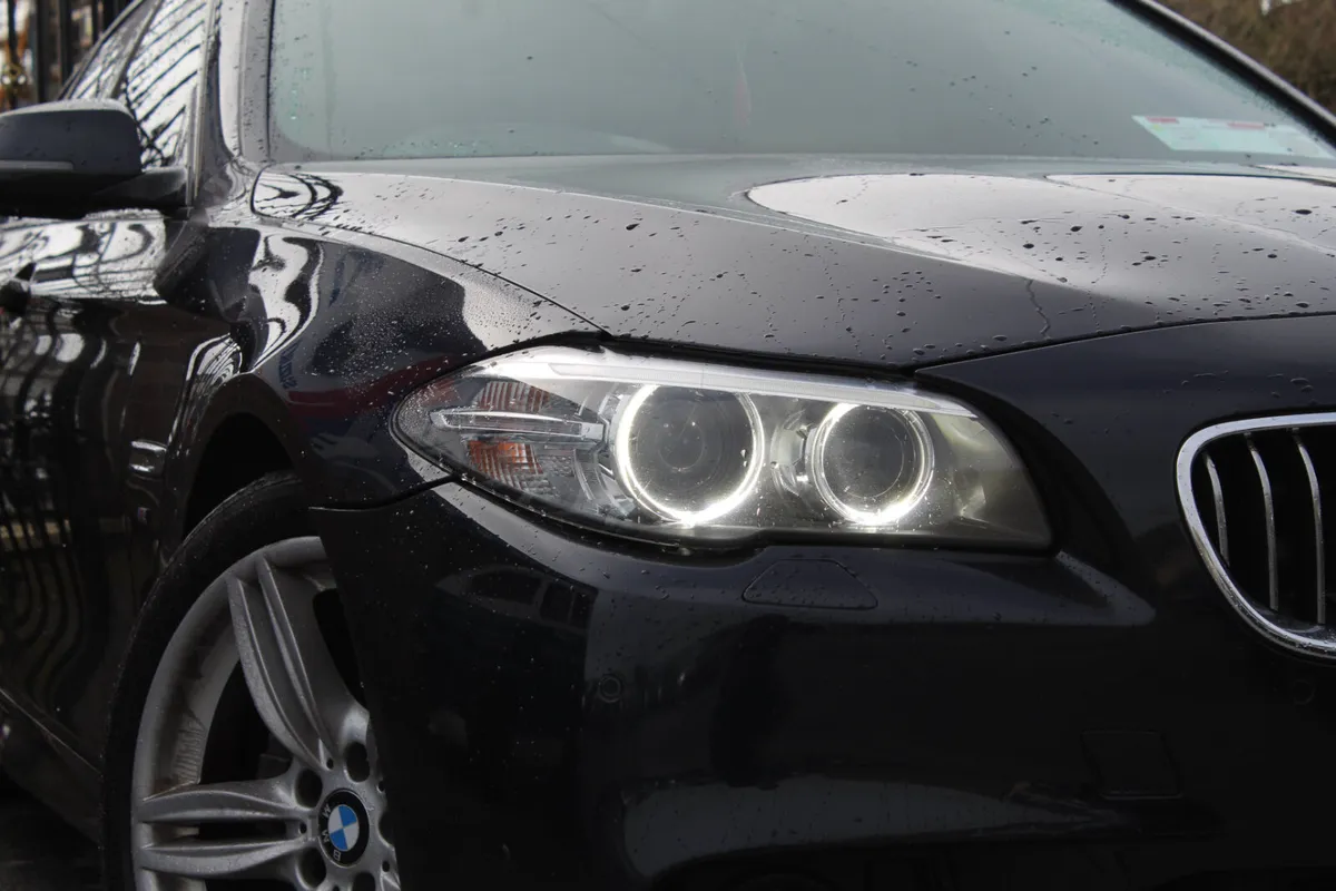 BMW 5-Series 2014 M SPORT *Warranty* - Image 3
