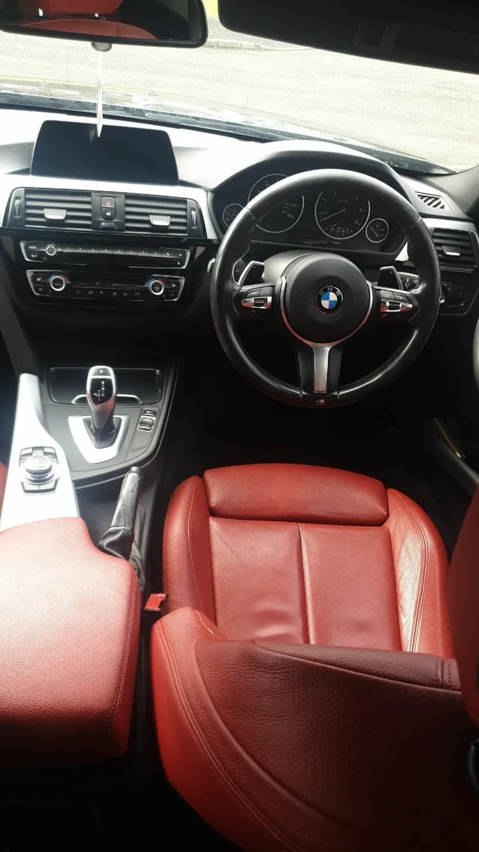 BMW M-Sport Auto 320D - Image 4
