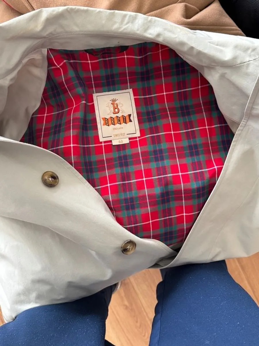 Baracuta G10 Mist Colour - Image 3