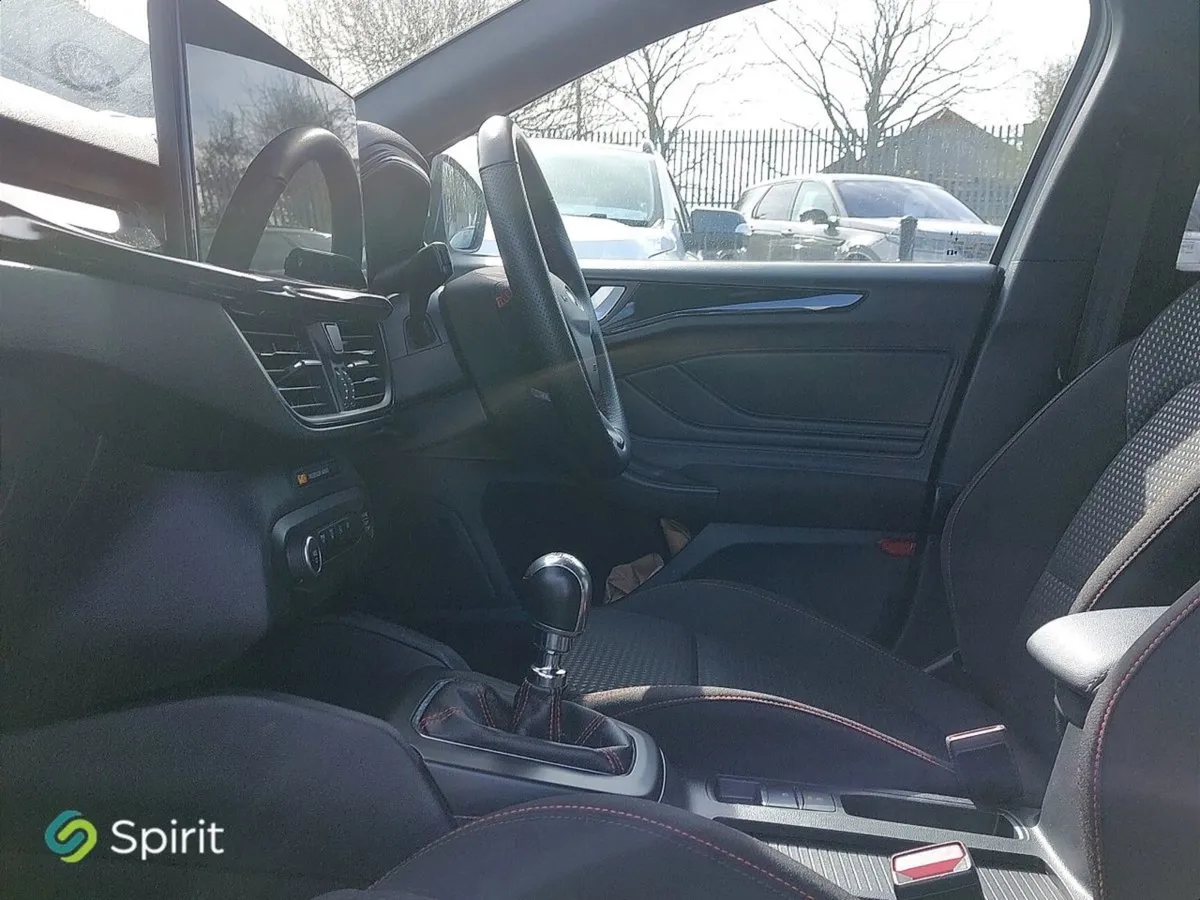 Ford Focus 1.0 St-line Mhev Call Sean 0861025852 - Image 4