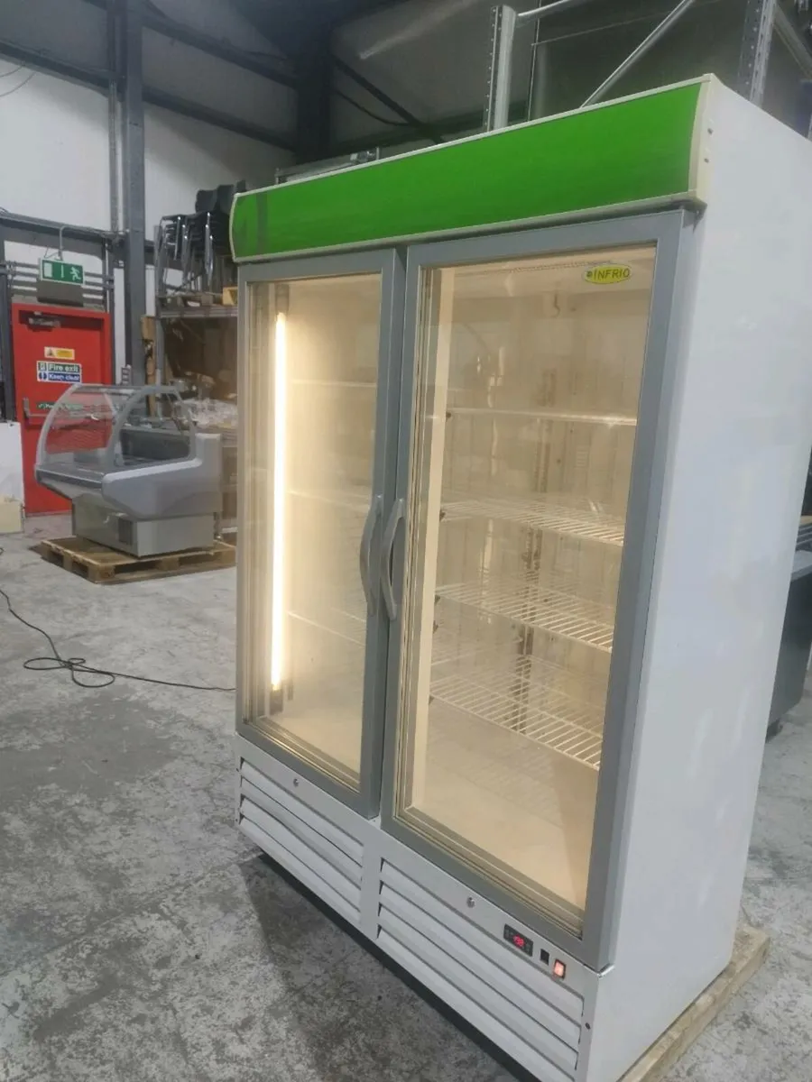 Display freezer - Image 1