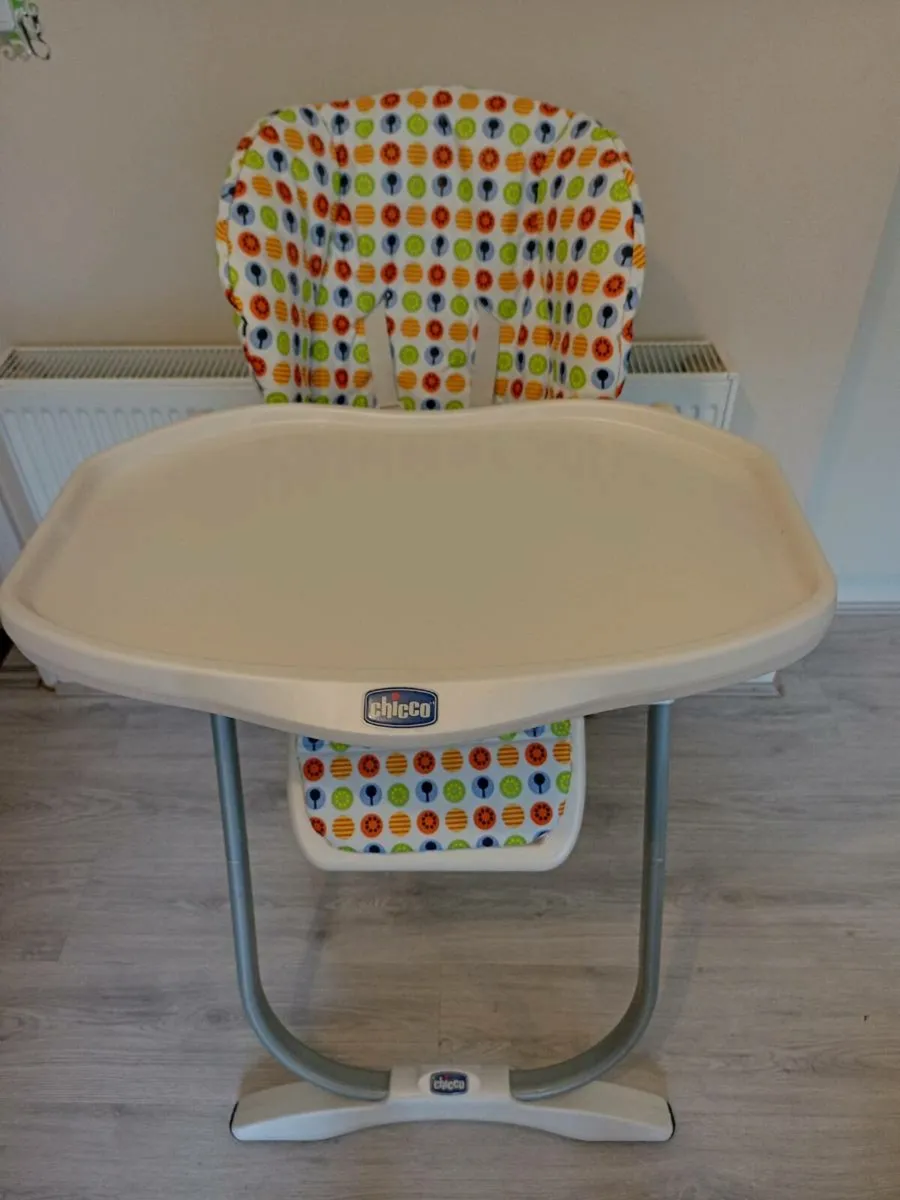 Chicco baby's high chair - Image 2