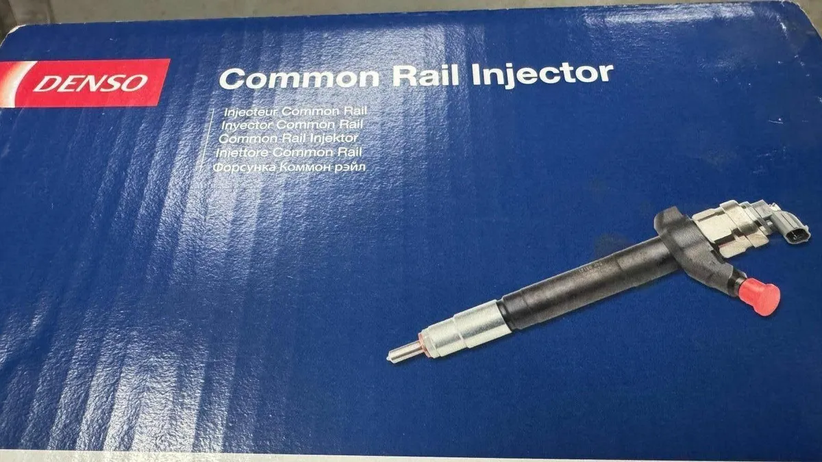 Toyota Land Cruiser D4D Engine Injectors DENSO - Image 1