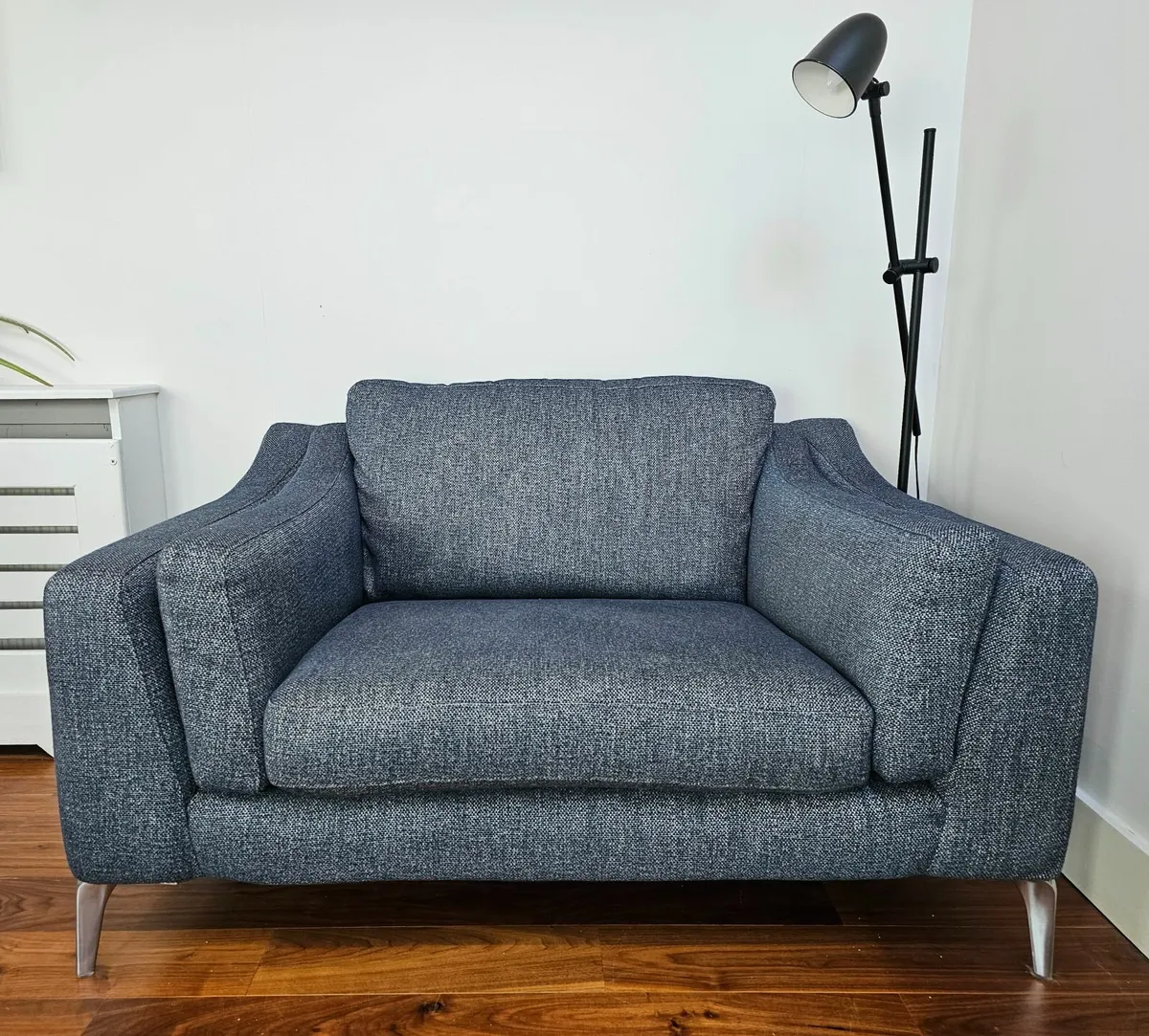 Couch - 1.5 person - Image 3