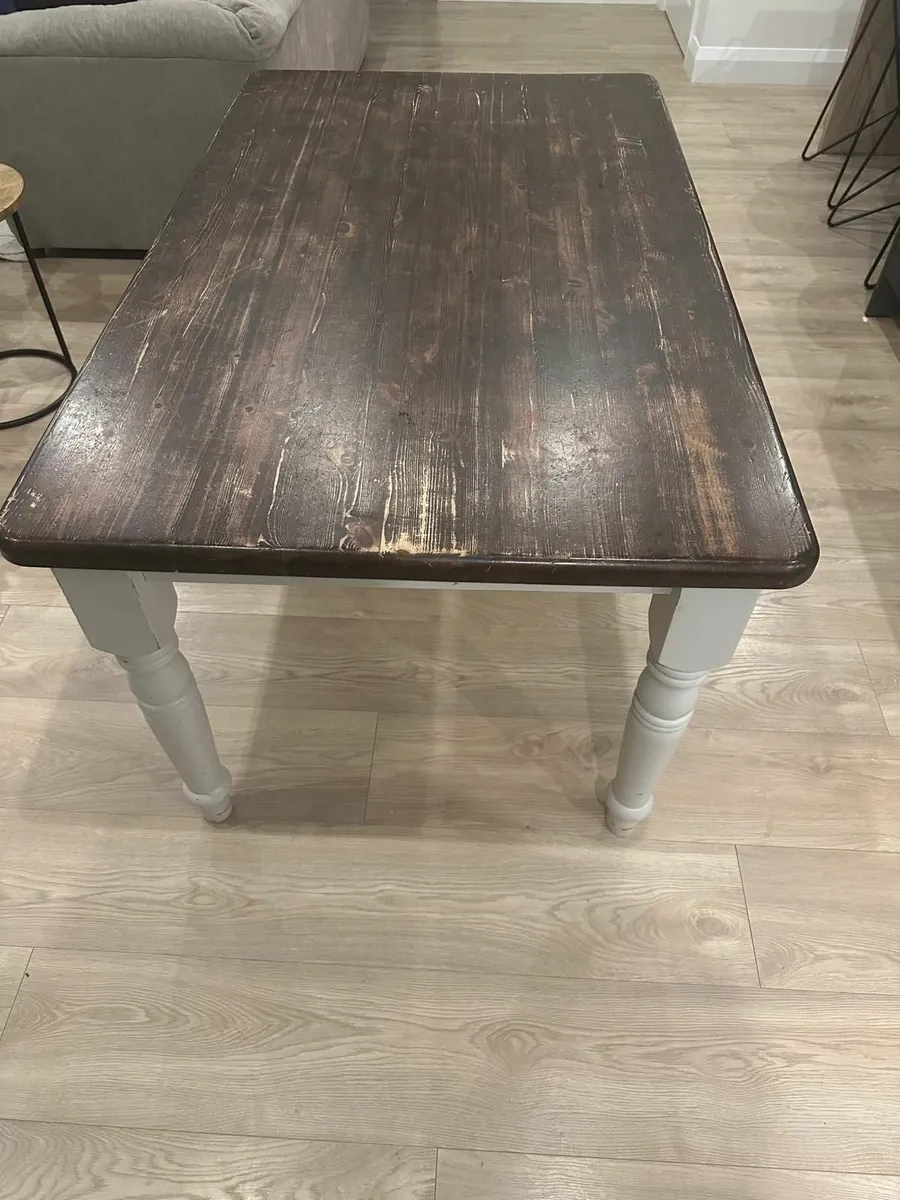 KITCHEN TABLE - Image 3
