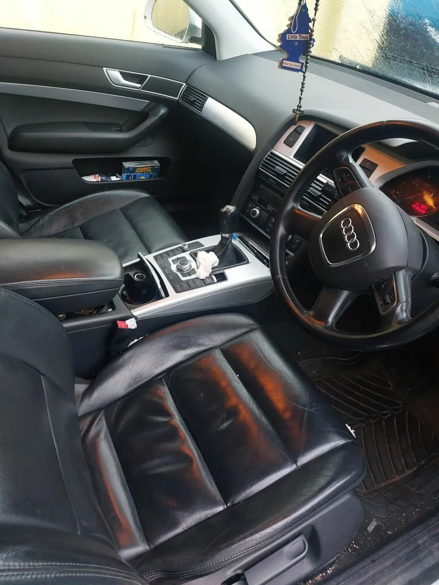 2010 audi a6 - Image 2