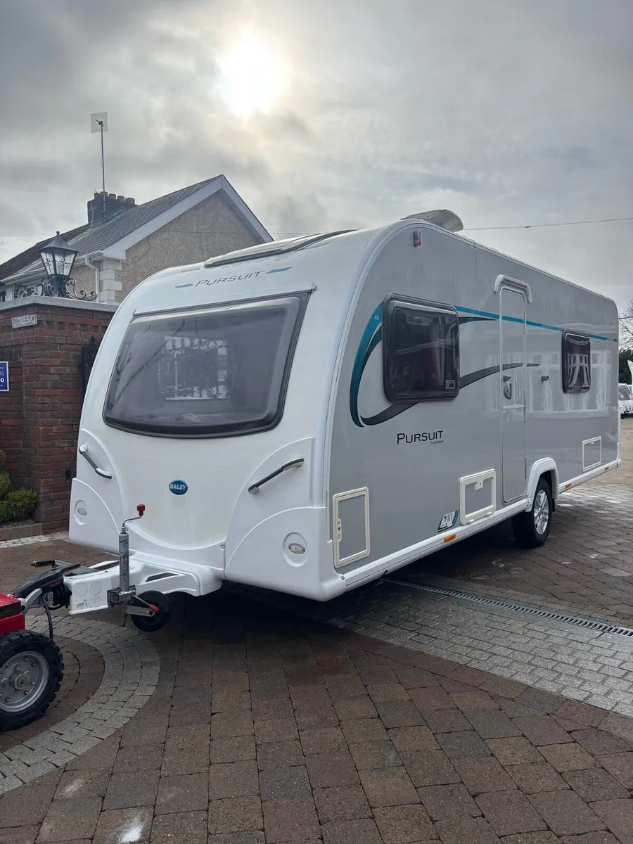 2015 Bailey pursuit 530/4 - Image 1