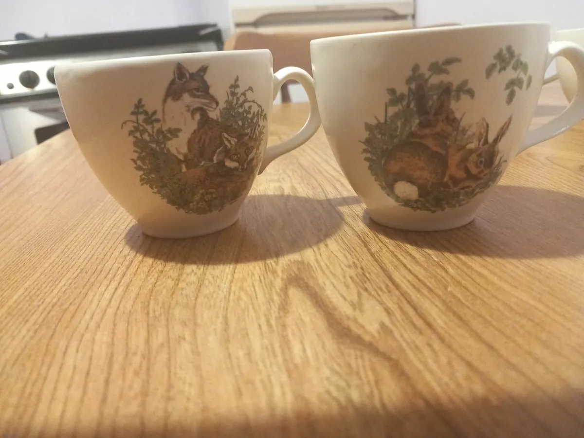 Six Small Cups with Animals - Image 3