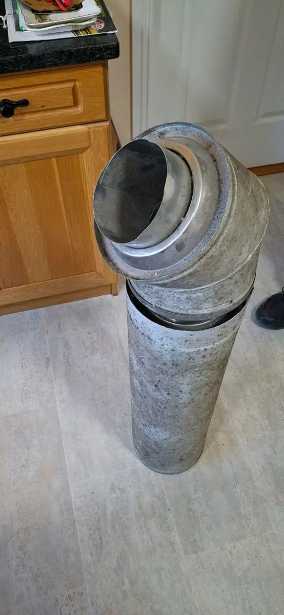 Stainless steel twin wall flue - Image 1