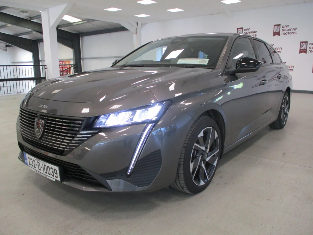 2023 Peugeot 308 ALLURE SW AUTO 1.2 PETROL ESTATE - Image 4